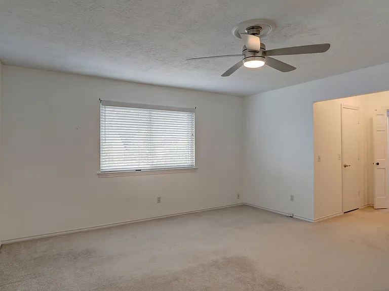 2102 Apollo Rd — Photo 6
