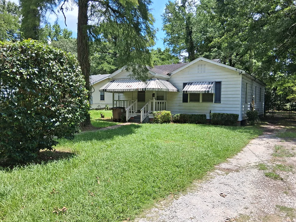 957 Cloverdale Dr