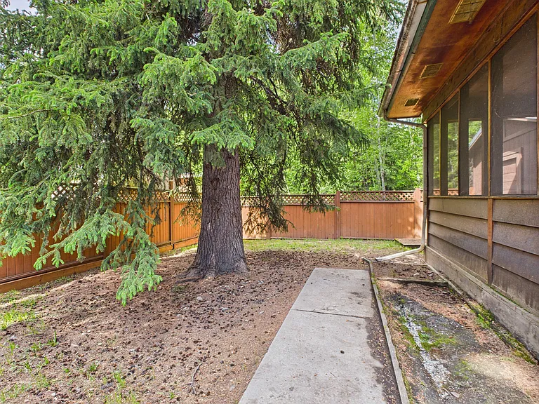 109 Cary Ave — Photo 21