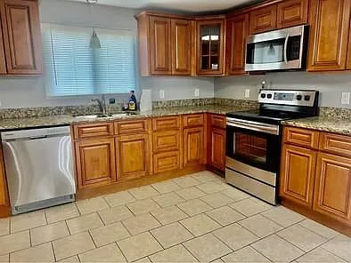 132 Hogan Rd — Photo 4