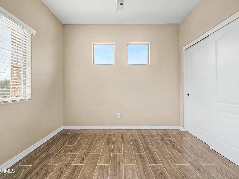15155 N 145th Ave — Photo 27