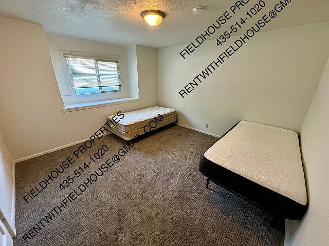 425 N 700 E #2 — Photo 12