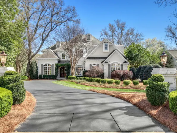 2712 Anderson Dr, Raleigh, NC 27608