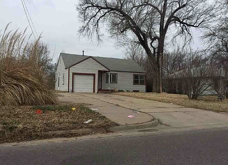 2nd image of 1217 N Saint Paul St