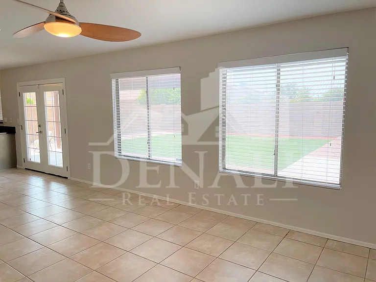 8535 W Vogel Ave — Photo 10