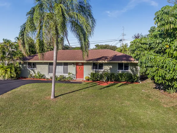 4427 Birdwood St, Palm Beach Gardens, FL 33410