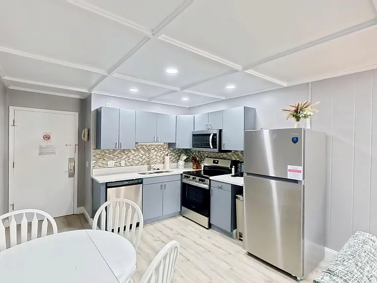 21 Lagoon Rd #A2A — Photo 6