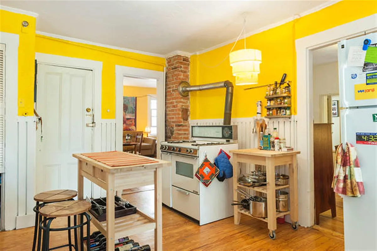 Building Photo - 430 Franklin St