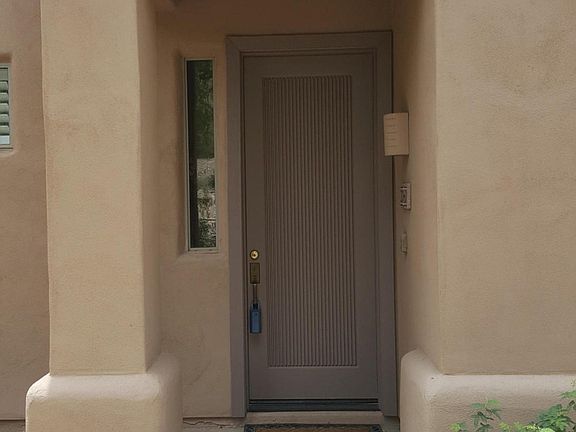 Entrance, next to common area