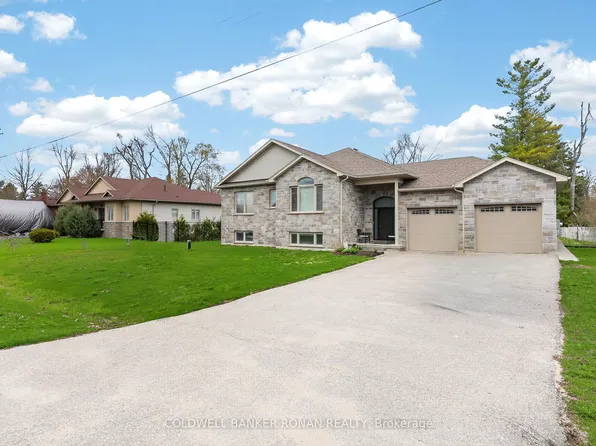 3019 Sandy Cove Dr, Innisfil, ON L9S 2K1
