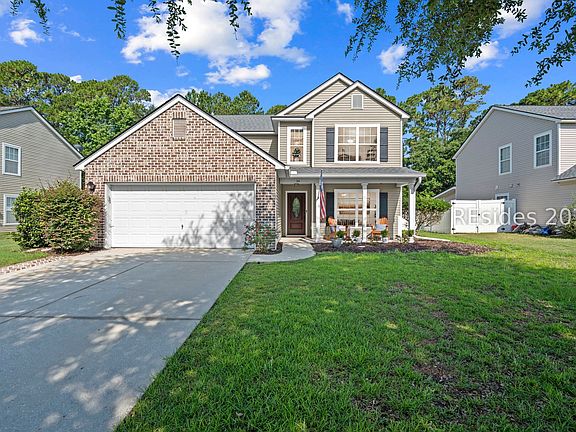 2nd image of 34 Hidden Lakes Cir