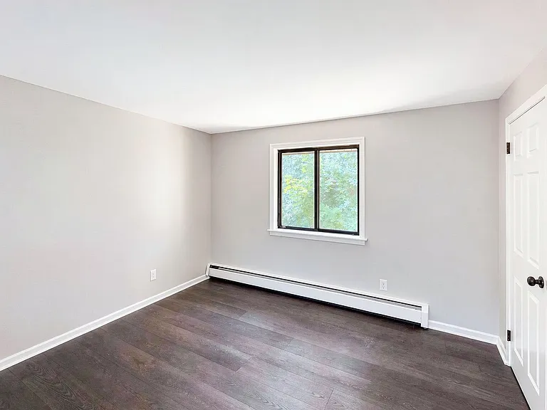645 W Lowell Ave — Photo 17