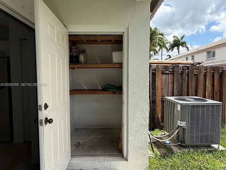 7455 SW 162nd Pl — Photo 3