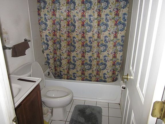 5th image of 1845 W Whitechapel Dr #1B