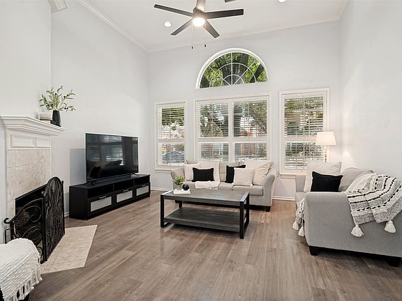 4th image of 18008 Windflower Way