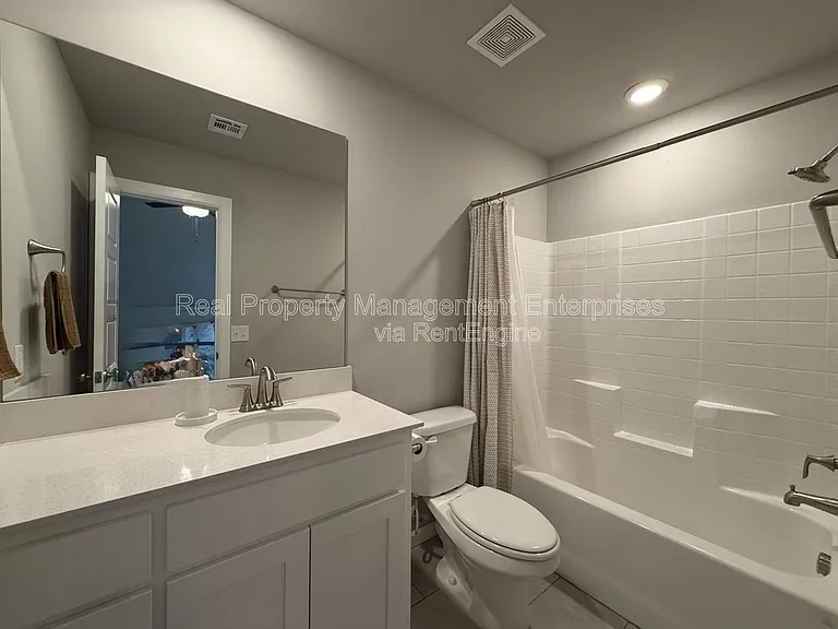 4612 Prominence Dr — Photo 10