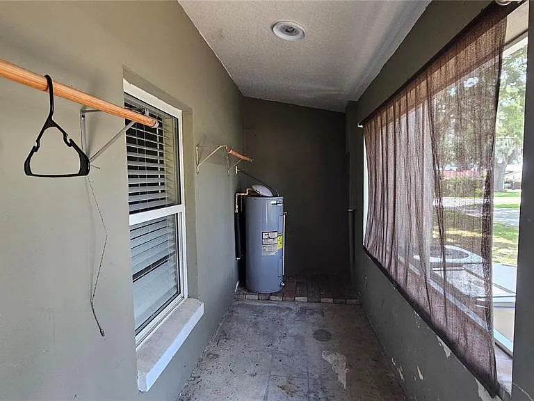 711 Lake Jessie Dr — Photo 13