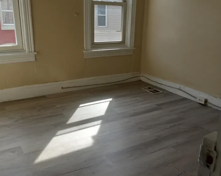 227 Hudson St — Photo 8