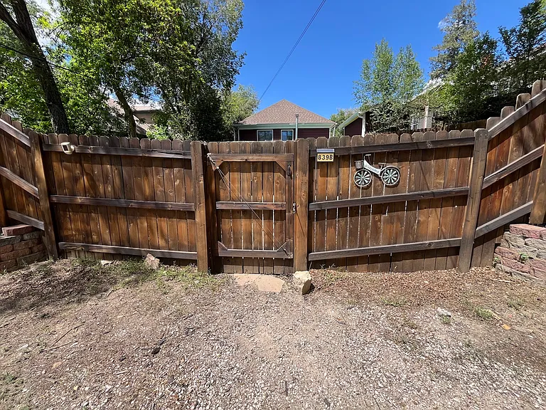 839 E Costilla St #B — Photo 18