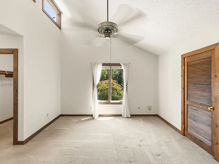 3000 Golden Hind Rd — Photo 32