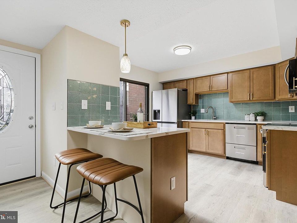 1st image of 7420 Park Heights Ave