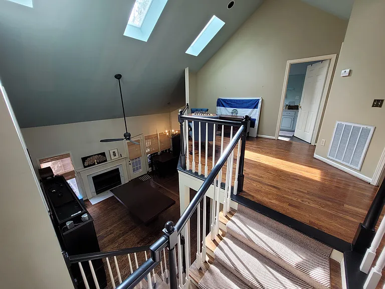 5917 Manor Pl — Photo 9