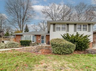 5264 Woodhaven Dr, Burlington, ON L7L3T4