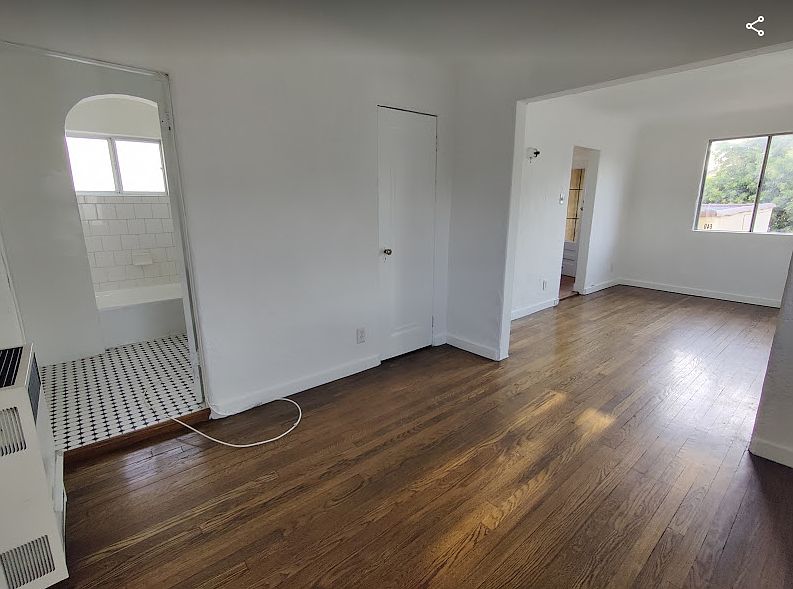 1st image of 640 S Eastman Ave