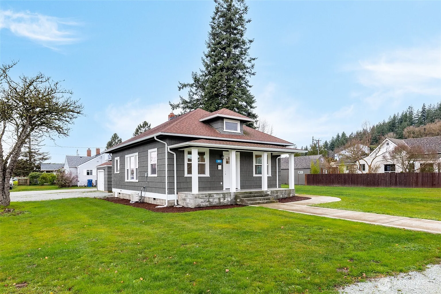 301 N Anacortes Street photo 1