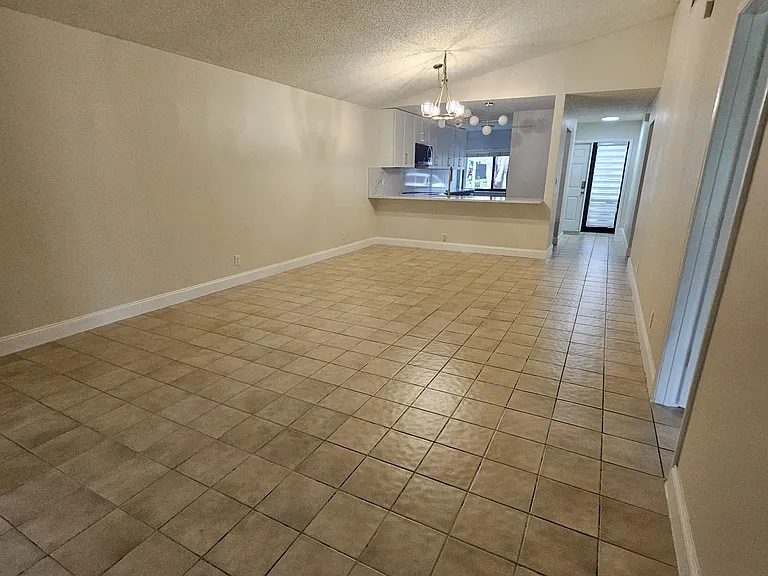 3752 Arelia Dr S — Photo 26
