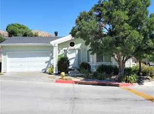 20105 Canyon View Dr, Canyon Country, CA 91351