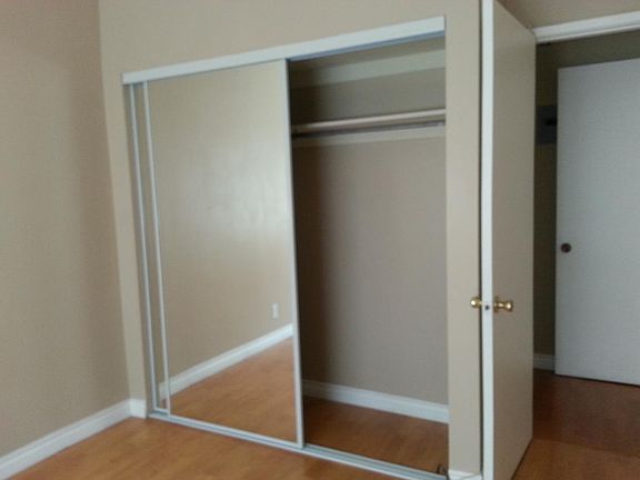 3rd image of 420 Arden Ave APT B