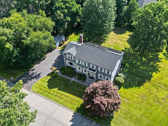 4th image of 247 Bridges Ln