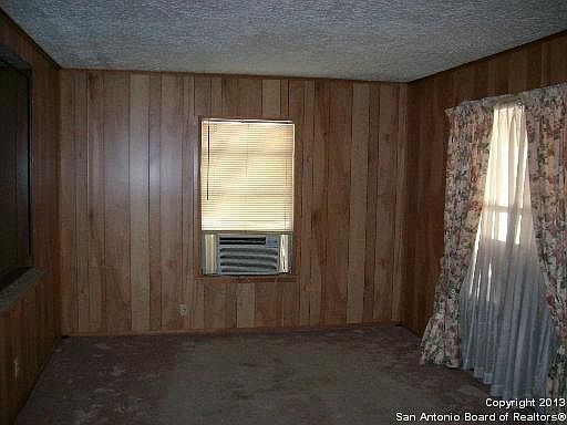 4th image of 431 Westoak Dr.