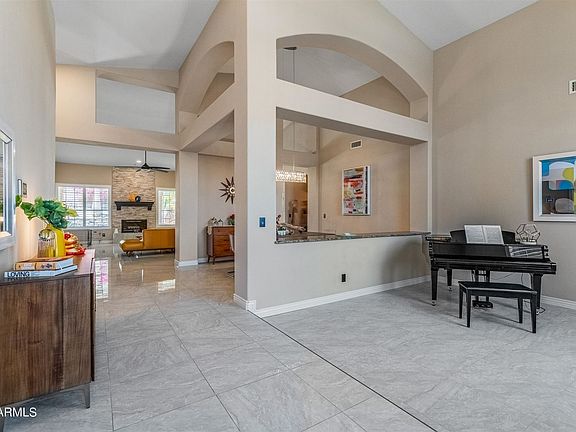 5th image of 1538 E Windmere Dr