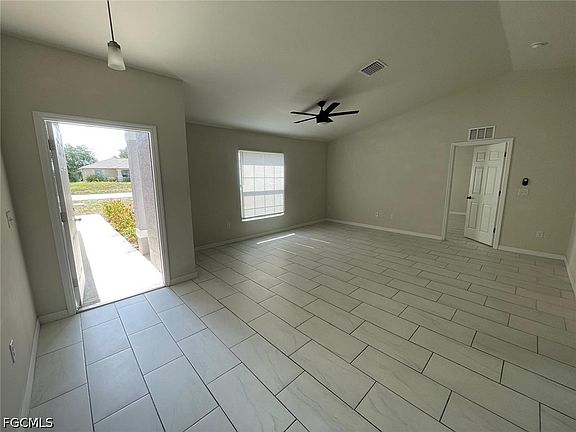 2nd image of 1447 NW 1st St