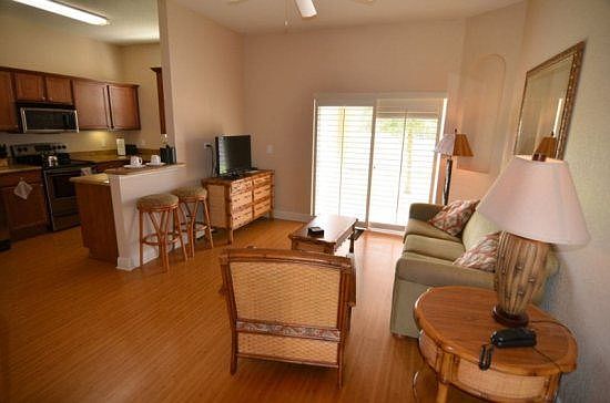 RP4T3316CA-interior-view