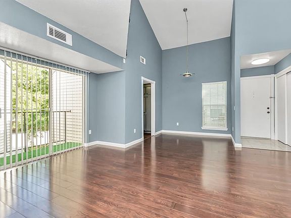 4th image of 9809 Richmond Ave Unit H8
