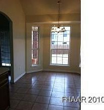 4th image of 1905 Fleetwood Dr