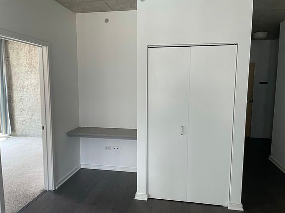 5th image of 659 W Randolph St #714