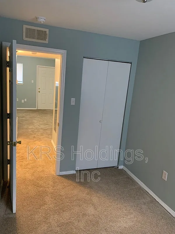 Praxis Apartments — Photo 3