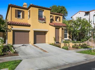 3 Versailles, Irvine, CA 92602