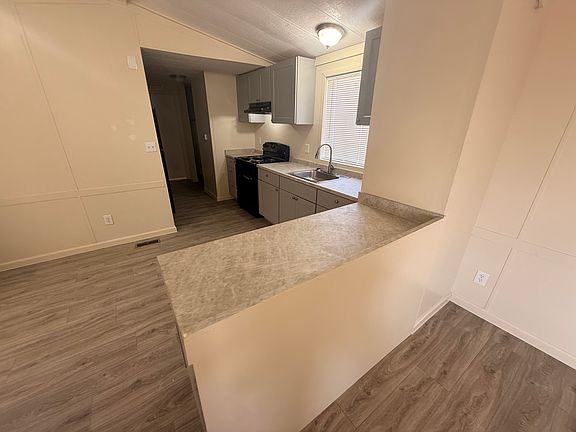 5th image of 2333 W Irvington Pl Unit 7
