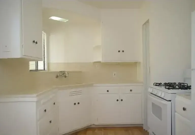 Linvale Townhomes — Photo 7