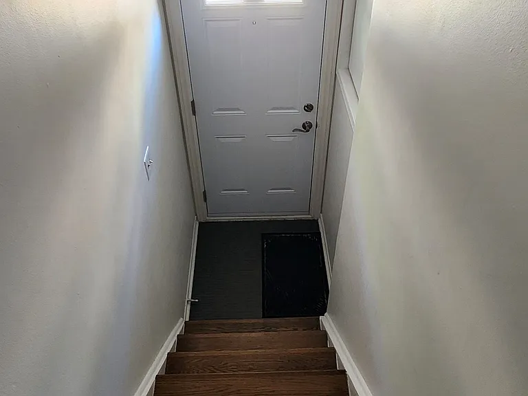 6 A Robert Ln — Photo 3