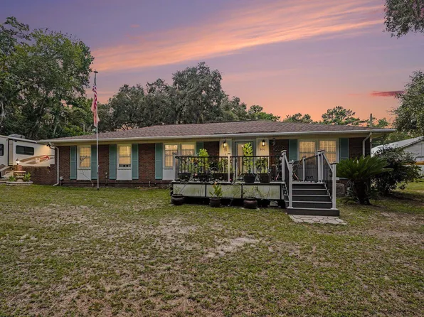 991 Small Ln., Conway, SC 29526