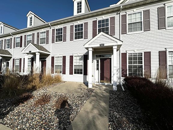 3rd image of 1688 Liberty Cir