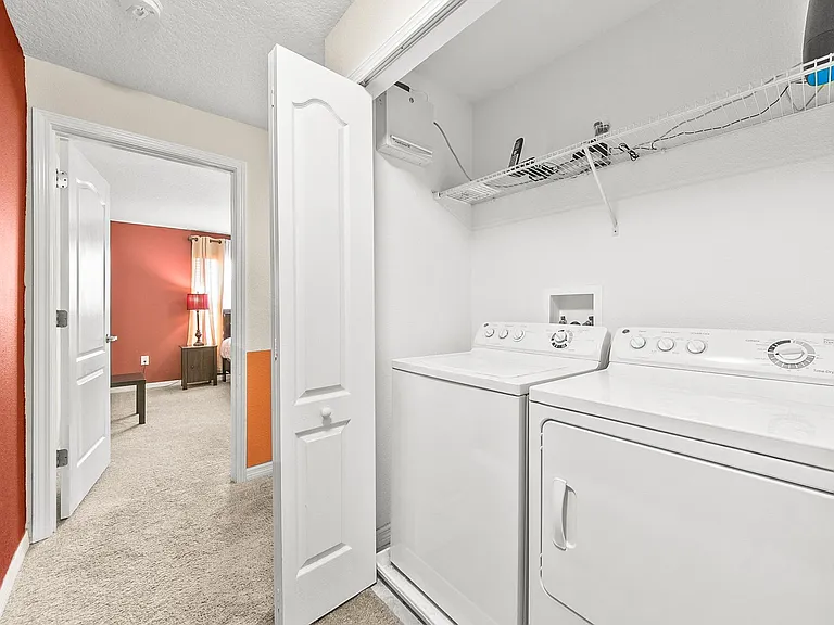 8937 Bismarck Palm Rd — Photo 15