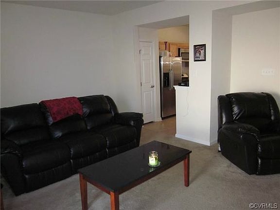 3rd image of 206 Bay Coat Dr