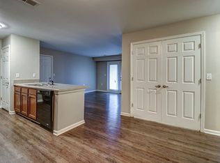 105 Beech St #B9, Linden, TN 37096
